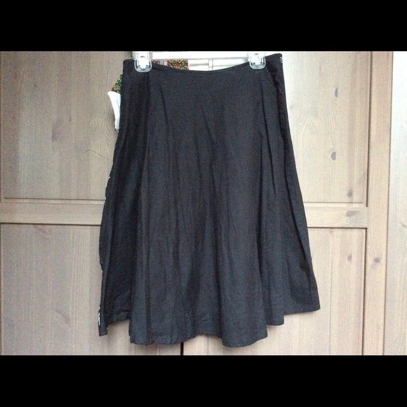 💋Black skirt embroidered design sequin studs - Picture 3 of 4